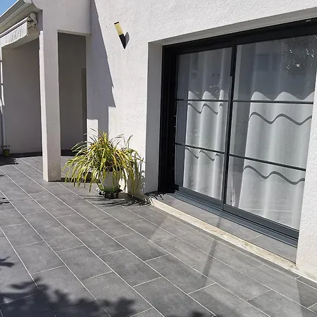 Belle Maison 3 Etoiles Pour 6 Personnes, Proche - Sur - Fr-1-357-258 *